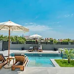 Eria Villa
